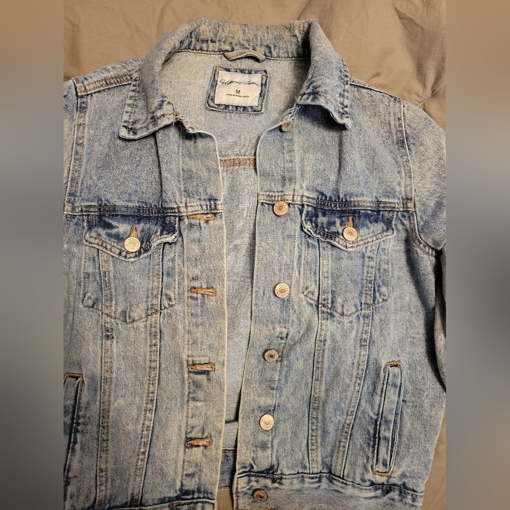 Distressed denim jacket - Picture 5 of 5